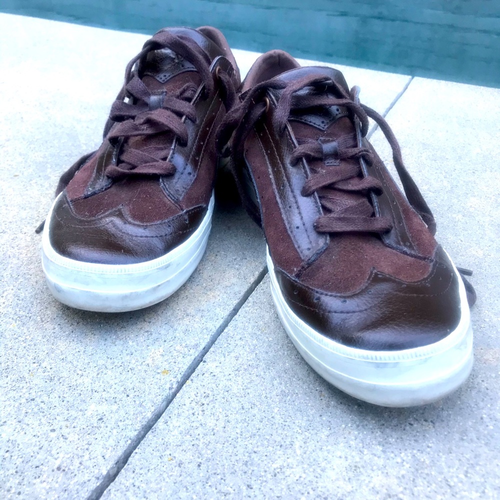 dope AF! & classy-PUMA sneakers..size:10.5